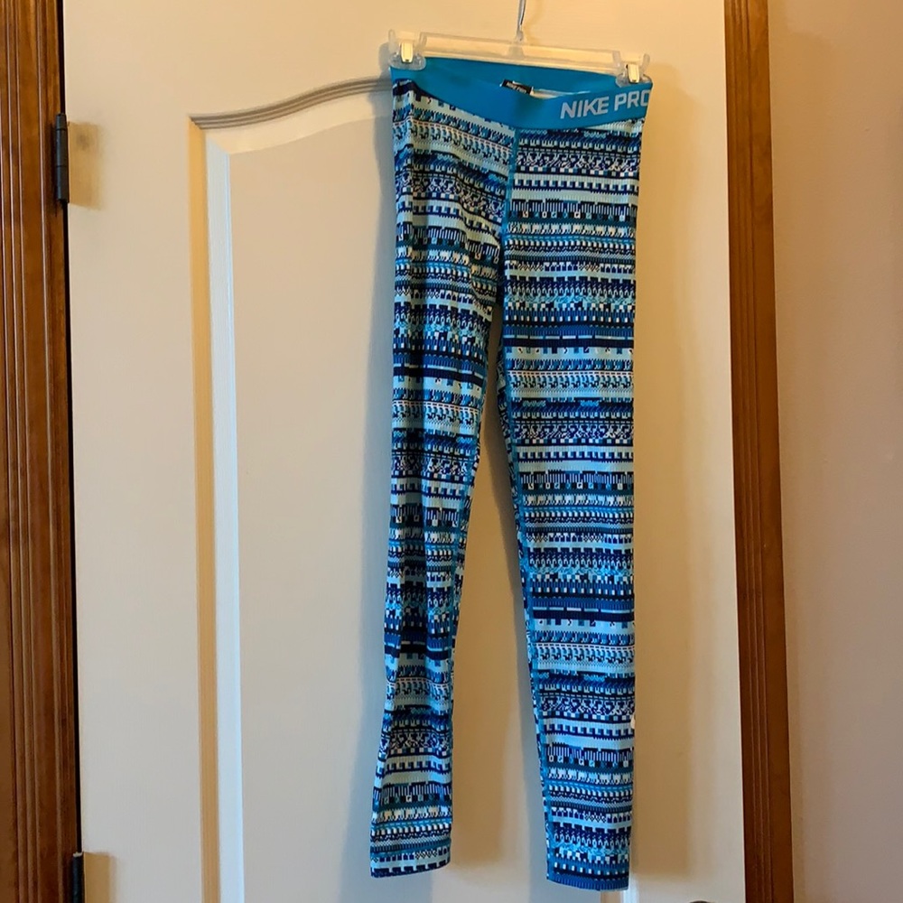Nike pro dry fit leggings